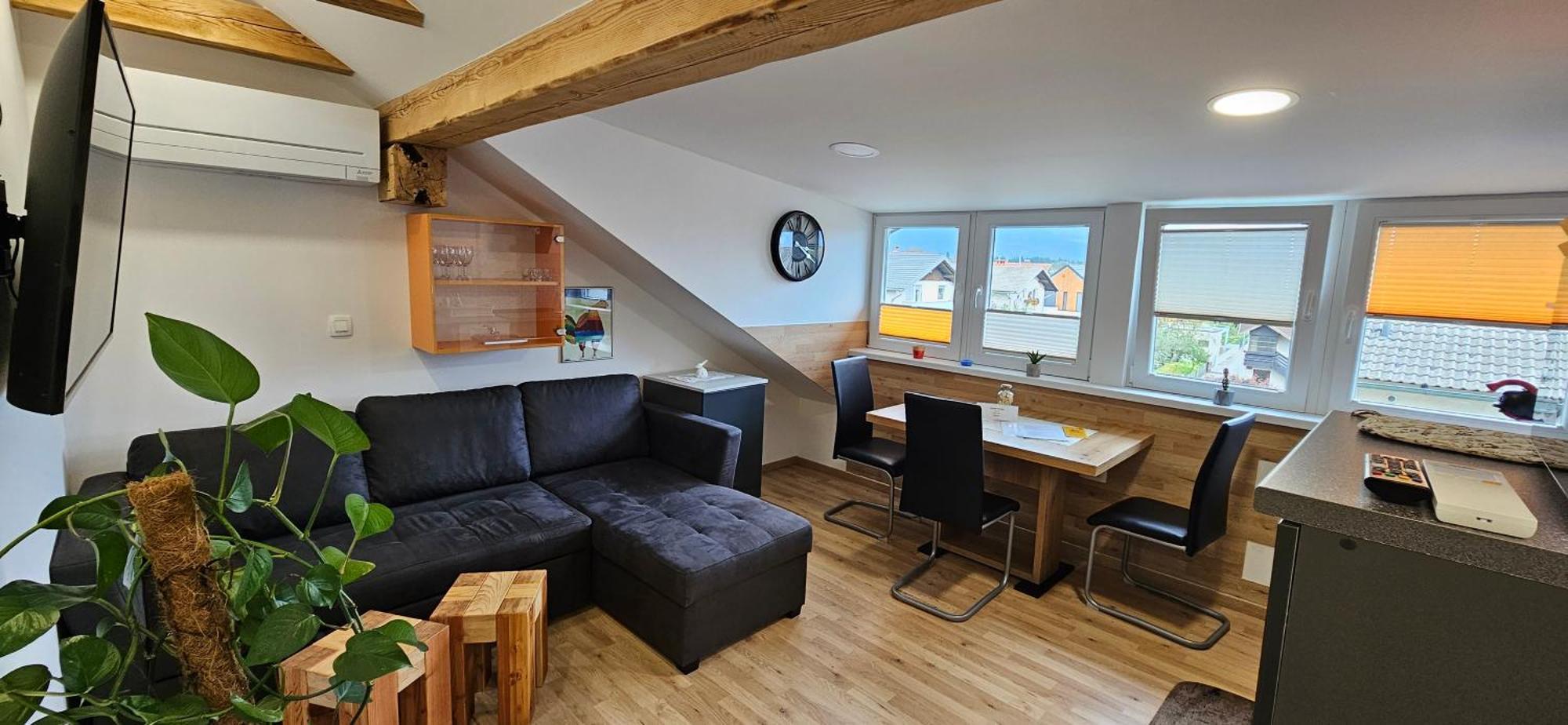 Apartma Ajja Šenčur Екстериор снимка