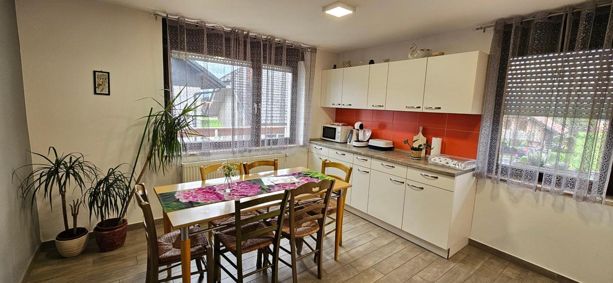 Apartma Ajja Šenčur Екстериор снимка