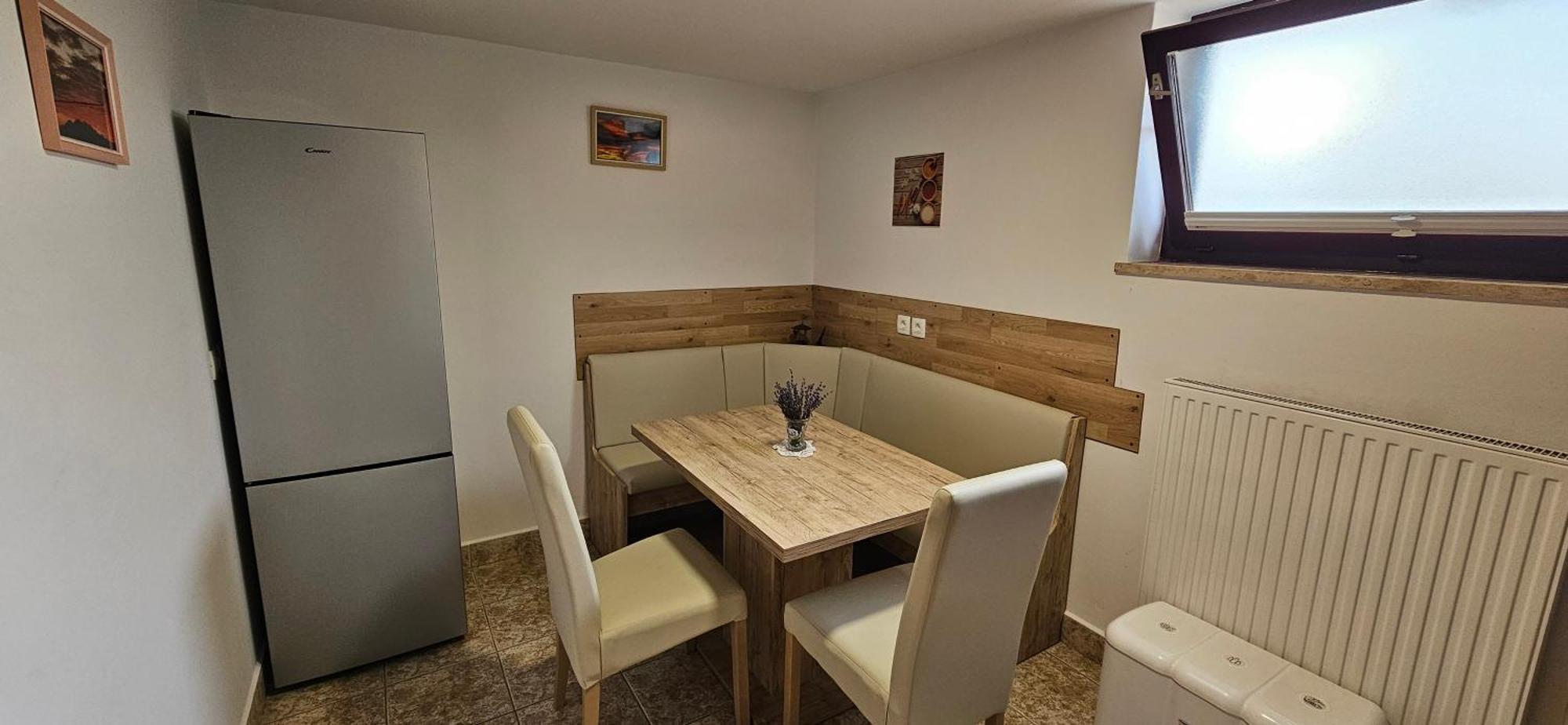 Apartma Ajja Šenčur Екстериор снимка